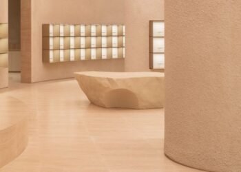 Al-Jawad Pike crea una tienda de mármol para APL en Nueva York