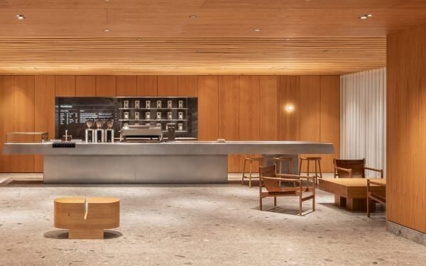 EBBA hace referencia a la arquitectura modernista en la cafetería WatchHouse