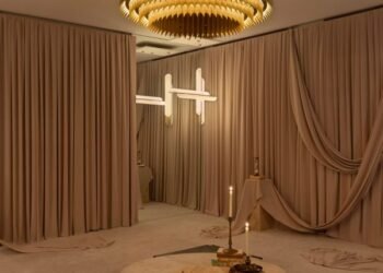 Lee Broom presenta una iluminación basada en la «mitología» en un ático de Nueva York