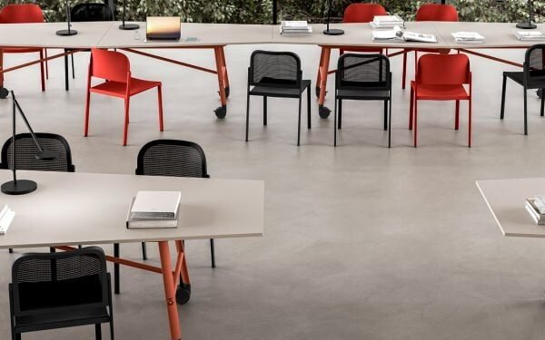 Diez muebles y productos de diseño italiano en Dezeen Showroom