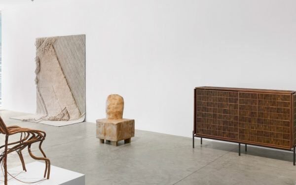 Los diseñadores muestran «respuestas poéticas» a la extracción masiva