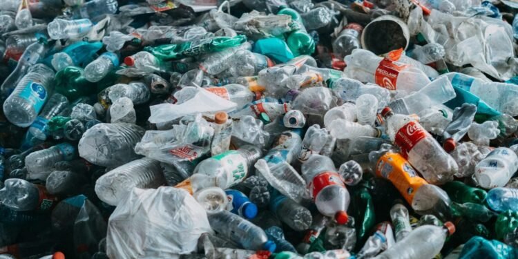 Dezeen In Depth investiga la creciente tendencia de los rascacielos residenciales de lujo