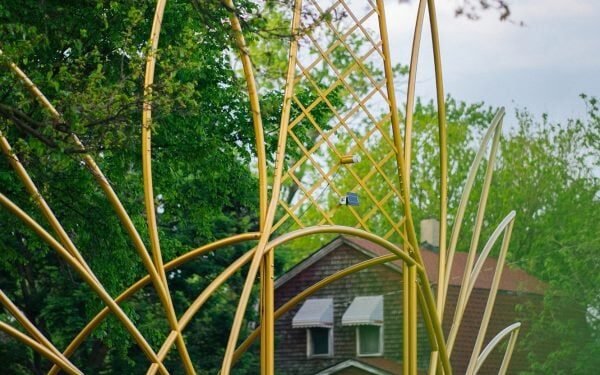 Jordan Weber crea una instalación que monitorea la calidad del aire de Detroit