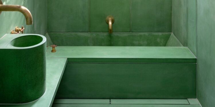 Ocho baños contemporáneos coloreados con relajantes tonos de verde