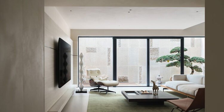 La renovación de la Villa Natural en Chengdu, China, abraza la serenidad