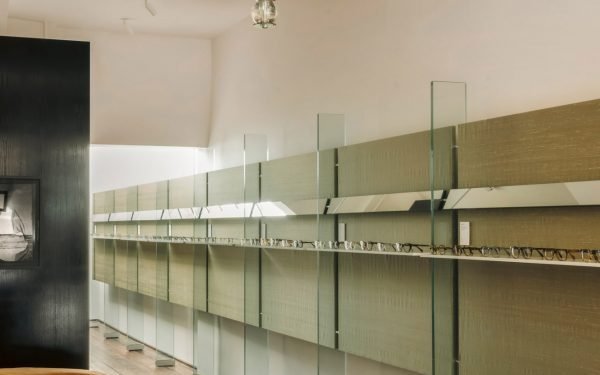 Tutto Bene utiliza detalles de seda y cristal para crear un «loft de artista» en la tienda Cubitts