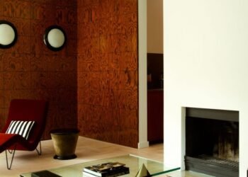 DAB Studio renueva una vivienda holandesa de la época de la escuela de Ámsterdam