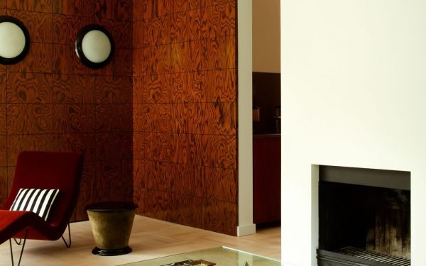 DAB Studio renueva una vivienda holandesa de la época de la escuela de Ámsterdam