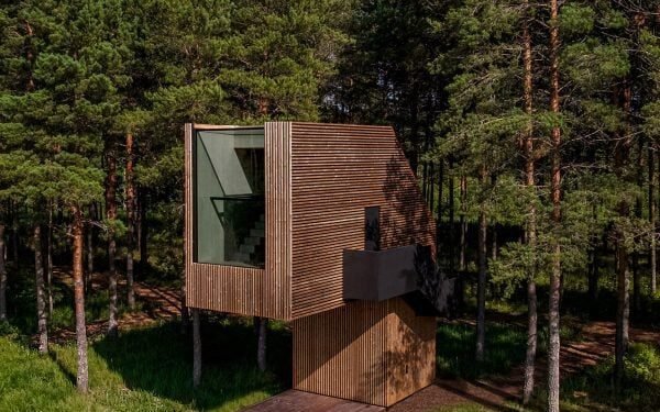 Una casa de vacaciones en voladizo entre los finalistas de los DesignEuropa Awards 2024