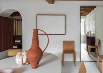 Eligo Studio crea una acogedora sala de exposiciones en Milán para el enólogo Masciarelli