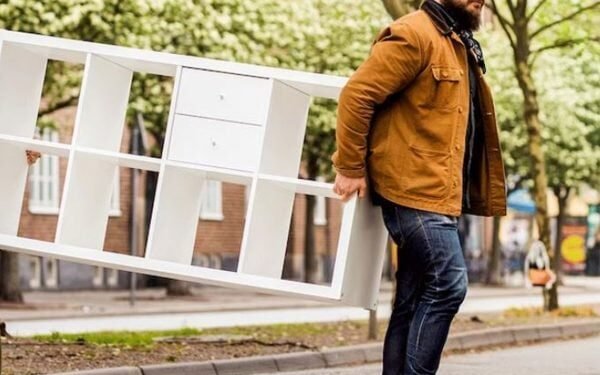 La agenda de Dezeen presenta el lanzamiento del mercado de segunda mano de IKEA