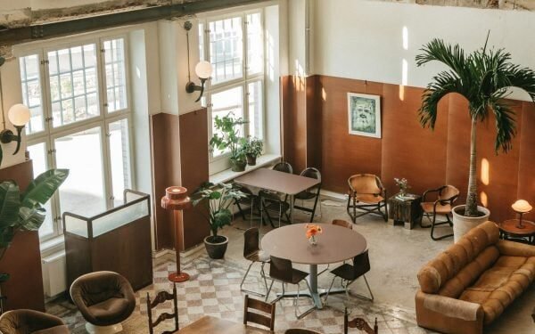 Bofink Design Studio añade un interior «fornido» al club de miembros de Börshuset