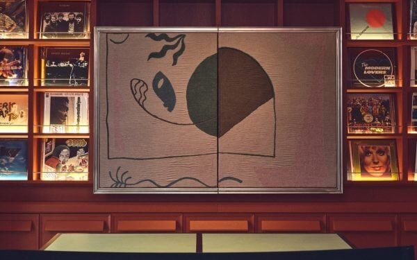 Linda Boronkay selecciona formas y colores atrevidos para The Sessile