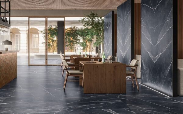 Azulejos versátiles de Casalgrande Padana en la sala de exposición de Dezeen