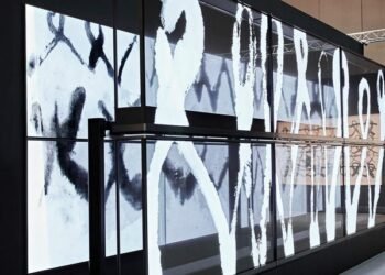 LG OLED y Suh Do Ho presentan obras digitales transparentes en Frieze Seoul