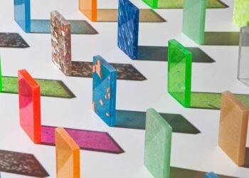 Ocho azulejos y superficies que realzan paredes y suelos