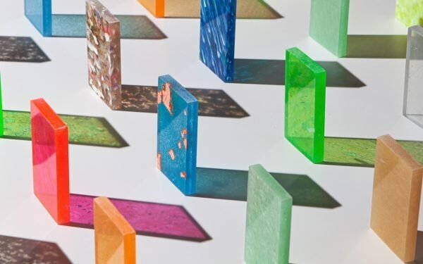 Ocho azulejos y superficies que realzan paredes y suelos