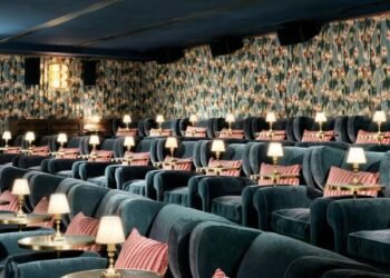 Ocho suntuosos clubes de miembros unidos por interiores de lujo