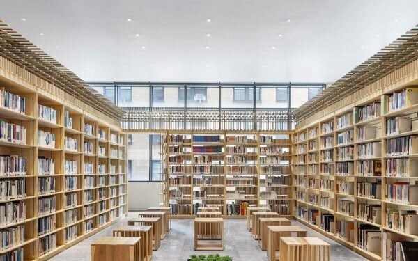 Biblioteca de diseño Studio Empathy y Praxes en el Centro Cultural Coreano