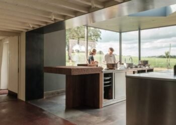 Bindloss Dawes inunda el restaurante Osip con luz natural