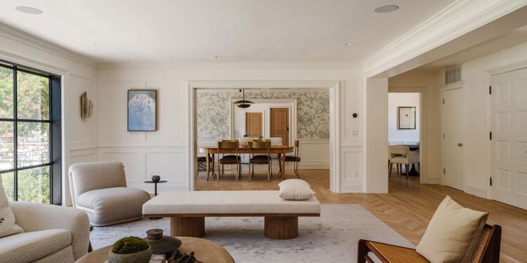 La costa de California se encuentra con la campiña francesa en esta casa de Los Feliz