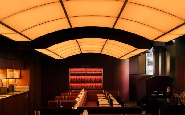 Maths diseña el restaurante BAO City con una «sensación cinematográfica de mal humor»