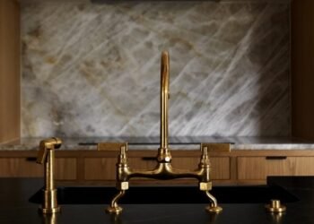 Mezclador de puente Chapter Two de Studio Ore