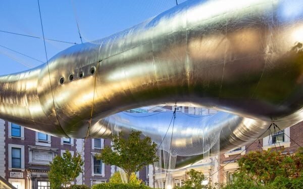 Columbia GSAPP fomenta la «interacción lúdica» con un pabellón inflable