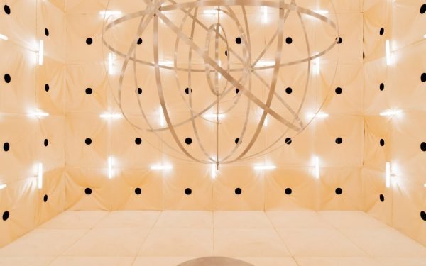 Revestimientos de gasa translúcida «templo» desmontable por AB + AC Architects