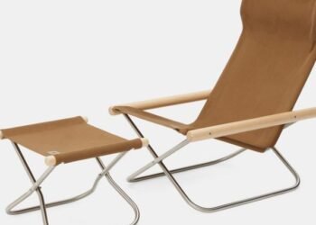 Carhartt WIP y Nychair X colaboran en una silla y otomana plegables