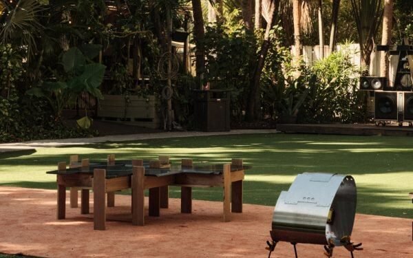 Alcova aporta diseño experimental a un hotel histórico para su segunda edición en Miami