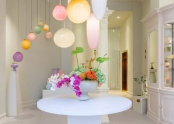 Helle Mardahl inaugura una tienda de cristalería en un edificio histórico de Copenhague