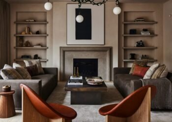 Rob Diaz utiliza todos los materiales naturales para construir una casa en Los Ángeles