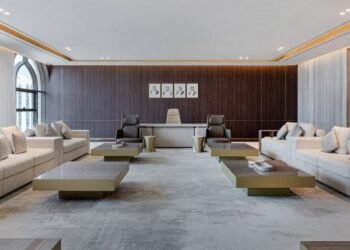 Roar combina el diseño tradicional y contemporáneo para la Corte del Gobernante de Ajman