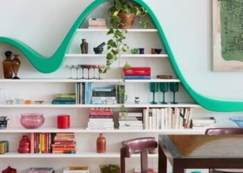 Batliboi Studio combina elementos industriales y lúdicos en un loft de Brooklyn