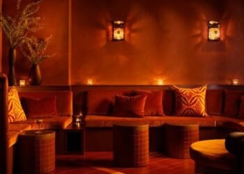 Studio Becky Carter crea un bar con influencia latina en Providence