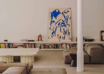 Ocho viviendas con elegantes estanterías y librerías para amantes de la literatura