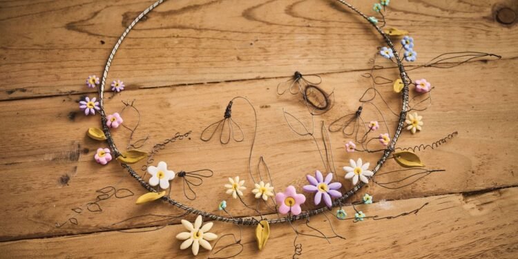 Cómo hacer una corona de alambre: prepare su hogar para la primavera