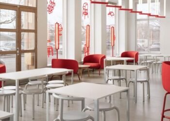 Forma con el amor Convierte el estudio de Estocolmo en Buzzy Red Bistro