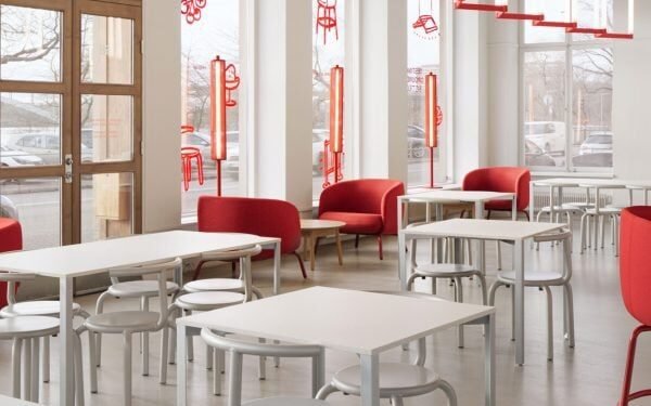 Forma con el amor Convierte el estudio de Estocolmo en Buzzy Red Bistro