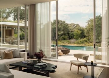 Michael Hsu Reimagines Austin Home para la vida contemporánea