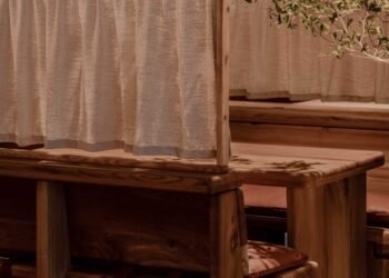 Nina+CO combina materiales naturales y recuperados en el restaurante de Londres Ara