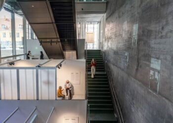 Spacon trae comportamiento digital a la arquitectura en la exposición Meet Me Here