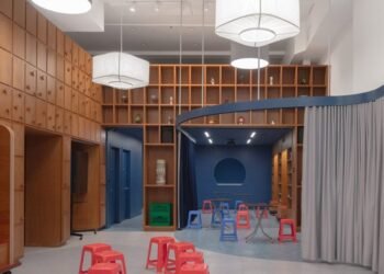 Referencias de la agencia espaciada "Iconografías de Chinatown" para el centro social de Nueva York