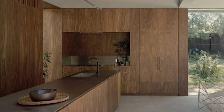 La casa de Melbourne vestida de ladrillos se realiza una cocina personalizada de Fisher & Paykel