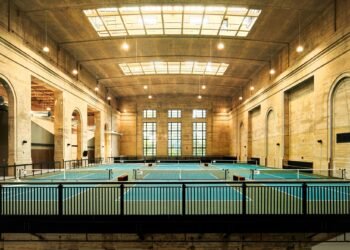 Good City Studio convierte la planta de energía de Filadelfia en un lugar deportivo