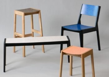 Plataformas comerciales tailandesas Asientos, mesas y muebles para niños por marcas locales