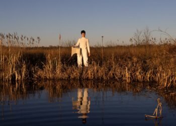 Se anuncia la lista de finalistas del premio Bentley Lighthouse Awards 2025 de los Dezeen Awards