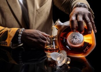 50 Cent y Lalique crean una botella de coñac para abrazar el «capitalismo consciente»