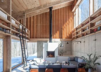 Siete salas de estar de doble altura con una sensación de gran dramatismo